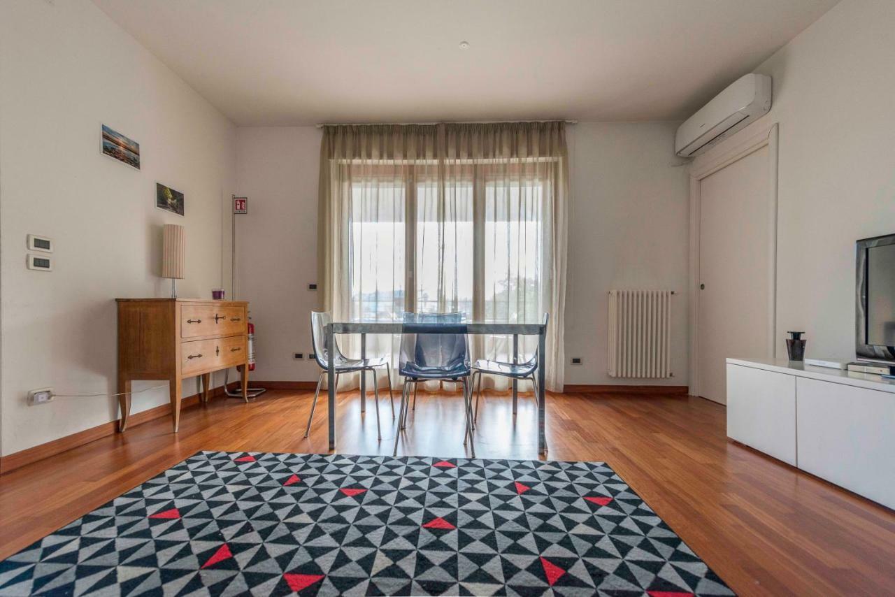 B&B Pierpy Appartamento Pescara Mare Eksteriør bilde